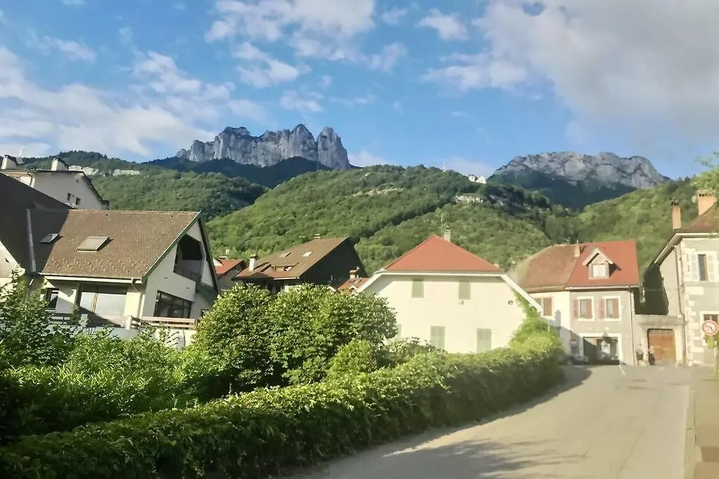 Très bel Appartement en rez de jardin, Talloires