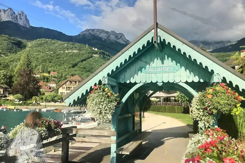 Très bel Appartement en rez de jardin, Talloires