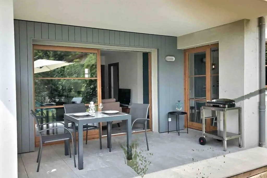 Très bel Appartement en rez de jardin, Talloires