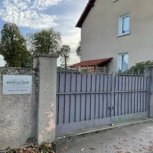 Maison Indépendante, Domaine Vichy La Tour Hébergement de vacances